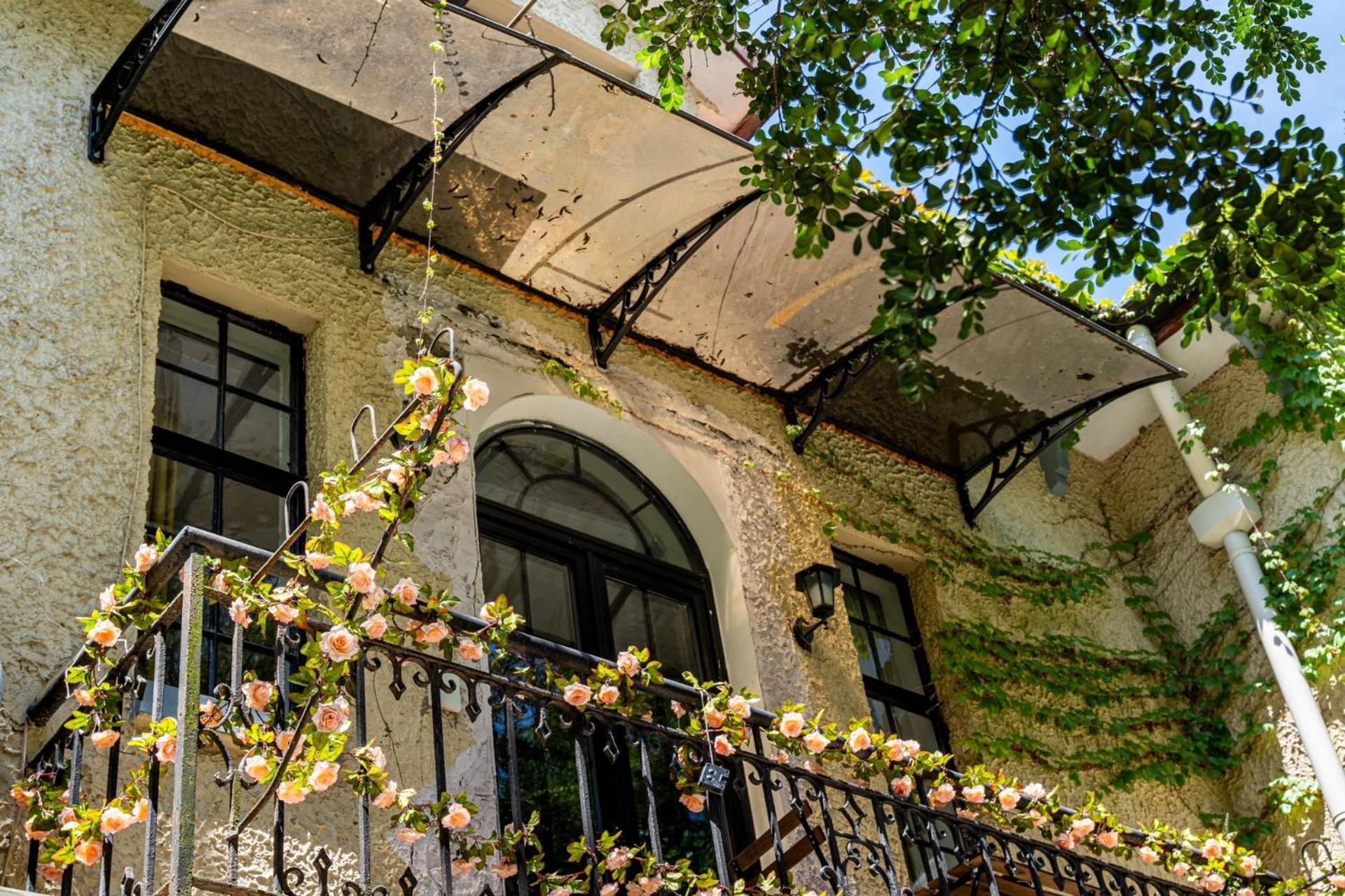 Shanghai Century Old House Downtown B&B Exterior photo